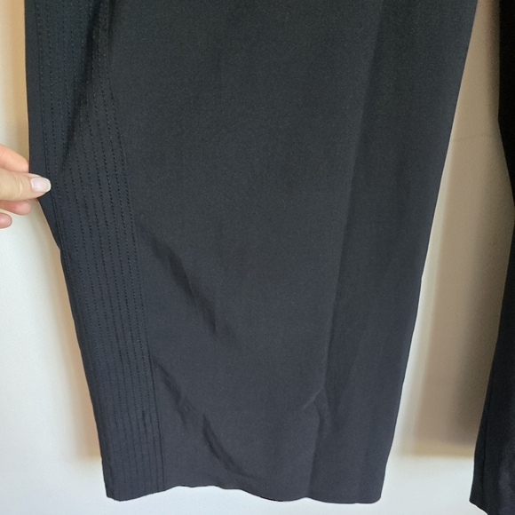 Athleta Avenue Black Wide Leg Crop Pull-on Active Travel Pants Womens Size 16 - Picture 8 of 14